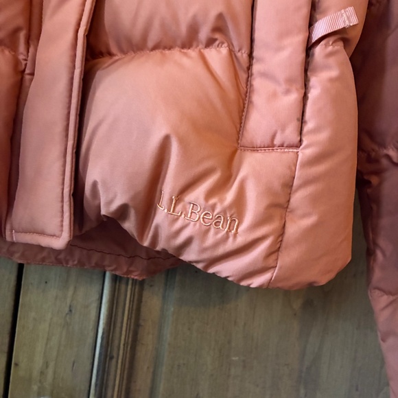 LLBean Cropped Puffer Jacket - Picture 2 of 4